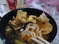 -柳大厨螺蛳粉(人民路总店)