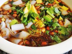 -湖泉水云间餐厅·弥勒地道菜(B座店)