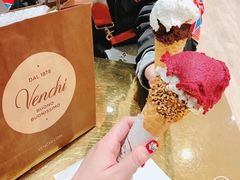 venchi明星冰淇淋-VENCHI 闻绮(北京国贸商城店)