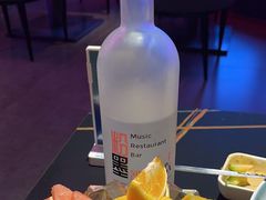 -粉墨特色菜·烧烤音乐酒馆
