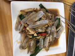 大萝卜烧烤-大萝卜烧烤羊蝎子烤全羊(新城河路店)