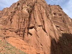 -天山神秘大峡谷