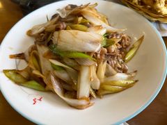 -鹤乡东北菜(崮山路店)