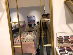 -肆兮眼镜·蔡司·徕卡战略合作店(大坪店)