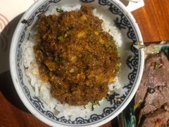-肉魁屋·烧肉·烧鸟·酒场(高新店)