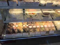 -红宝石·鲜奶小方·海派西点房(丰庄店)