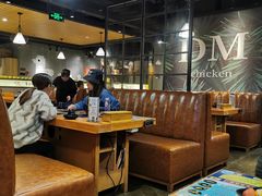 大堂-肥肥虾庄·金牌油焖大虾(杨园滨江时代walk店)