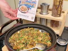 -品海楼·大连海胆锅贴馆(东港店)