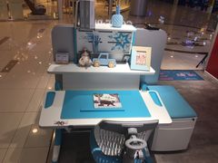 -康朴乐儿童学习桌椅(蓝色港湾店)