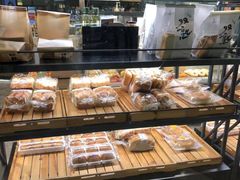 面包甜点陈列柜-仟吉(荟聚中心店)