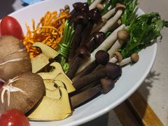 -一叶一世界•素食餐厅(环球中心店)