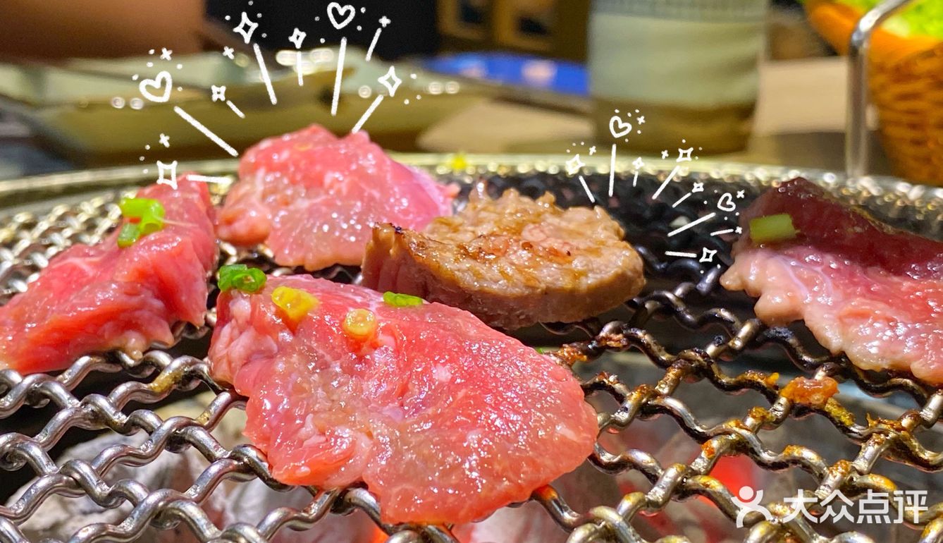 满桌和牛的韩式烤肉店