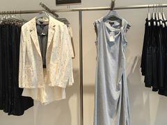 -URBAN REVIVO(西安Momopark店)