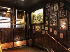 -Keens Steakhouse