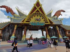 -七彩云南欢乐世界