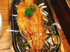 -树下时尚餐厅(翠园街店)
