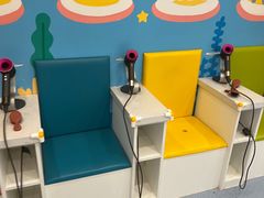 -戊辰亲子游泳俱乐部