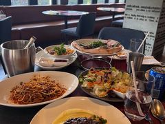 -WOLFGANG PUCK KITCHEN & BAR(迪士尼小镇店)