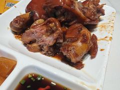 -老周家酱卤猪蹄私房菜(克拉玛依西街店)