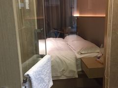 -铂逸梦秦酒店(横店梦幻谷店)