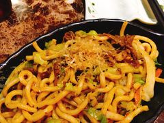 牛肉炒乌冬-米彩料理(西丽店)