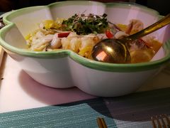 花开酸汤鱼虾跳-蜜桃花开·中西融合菜E&W(南长街店)