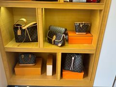 -沐渔二手奢侈品黄金手表包包回收·中古店(广州塔店)