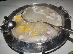 -浪里寻·臻牛养生牛肉火锅(方圆荟店)