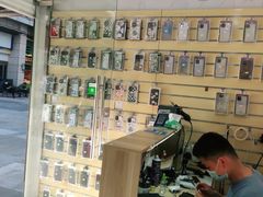 -手机维修手机贴膜(上海江桥万达广场店)