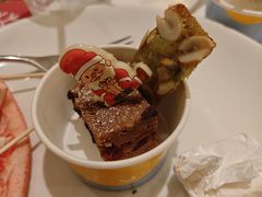 -怡咖啡海鲜自助餐厅(浦东香格里拉店)