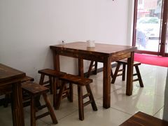 -何记酿皮店(西流湾店)