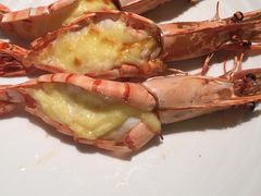 -华邑酒店·鲜艳全日自助餐厅