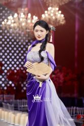 点击看大图 -艾拉·女王婚纱礼服馆