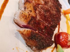 澳洲和牛西冷牛排（M6）-Golden Lily河内巴黎法越料理餐厅(建国西路店)