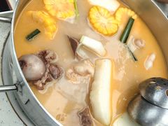 -肥仔文澳门猪骨煲(南京西路店)