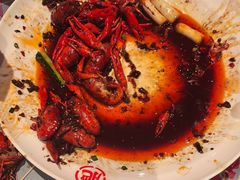 -肥肥虾庄·金牌油焖大虾(杨园滨江时代walk店)