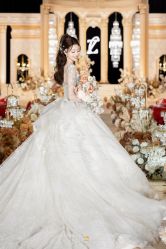 点击看大图 -GODDESS WHITE婚纱礼服(鹏城动力大厦店)