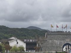 -胖大嫂渔家排档(半边山店)