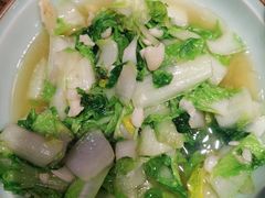 -滴水·湘逢(南汇大学城生活广场店)