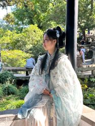 -一揽芳华汉服旗袍体验馆(拙政园店)