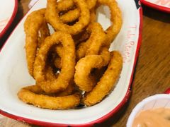 炸洋葱圈-Tube station站点比萨(王府井百货店)
