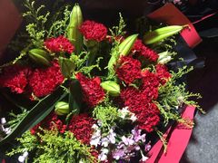 -万卉源鲜花店(百尚生活广场店)