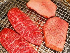 -铭牛烧肉·和牛海鲜自助(高新月牙湖店)