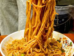 -李与白包子铺(桐梓林店)