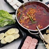 朋友带我来试试这家罗歪歪酸笋牛蛙 味道真的不要太惊艳！