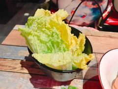 -虾弄弄海派小龙虾·牛羊蝎子火锅