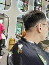 点击看大图 -卡尔诗·科技美肤连锁