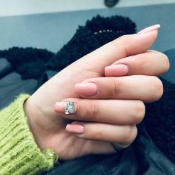 -GK顾小姐美甲店建构