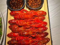 -肥肥虾庄·金牌油焖大虾(沙湖店)