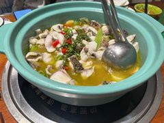 -重庆鸡公煲·青锅花椒鱼(牡丹江路店)